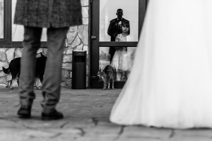 Fotografo di matrimoni Yaroslav Shinderuk (shynderukfree). Foto del 15 aprile 2020