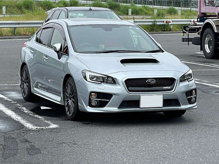 WRX S4の11月もよろしくお願いします・ドライブに関するカスタム事例の投稿画像1枚目