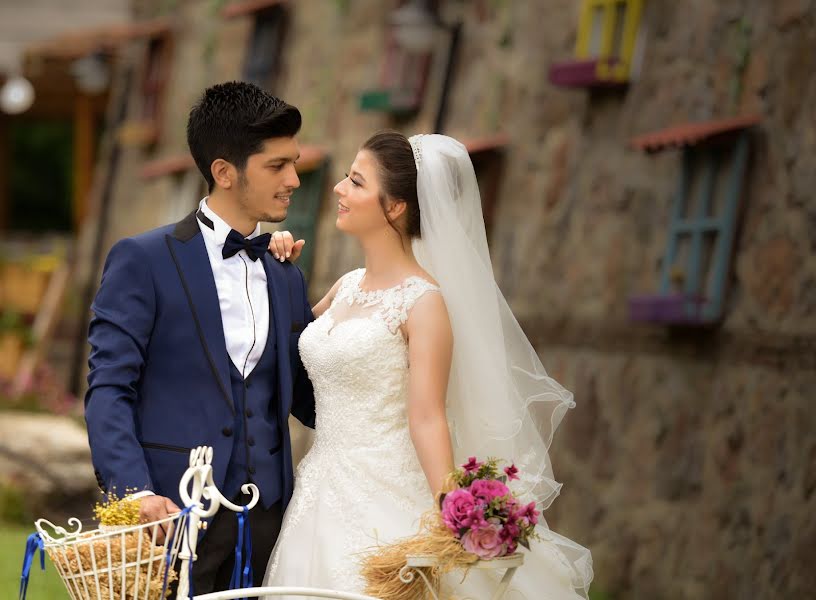 Wedding photographer Ismail Ikiz (ismailikiz). Photo of 12 July 2020