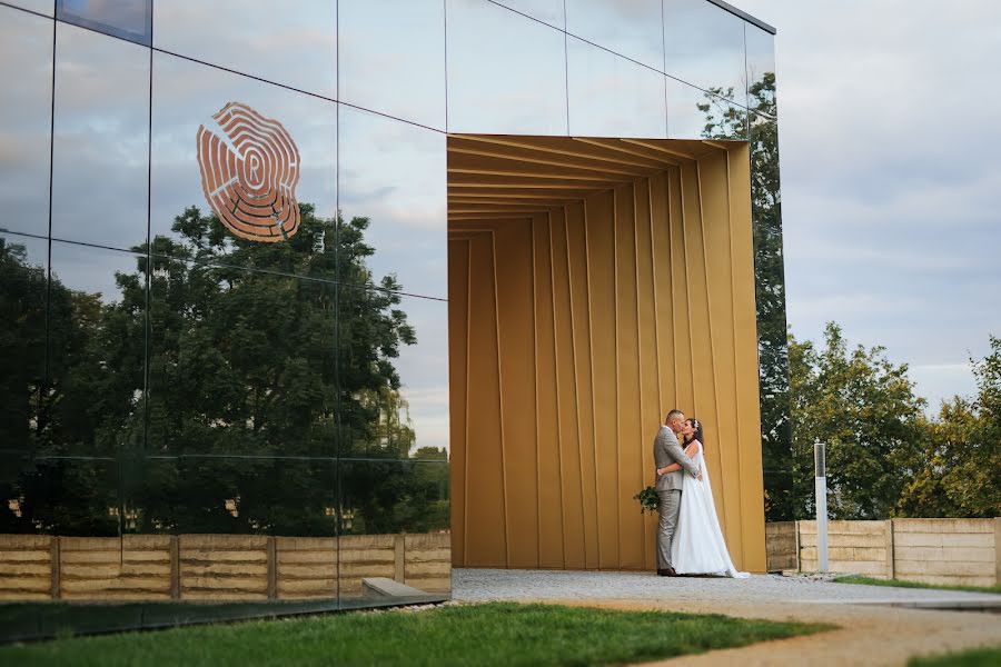 Photographe de mariage Jozef Závodník (dobrasvadba). Photo du 12 octobre 2023