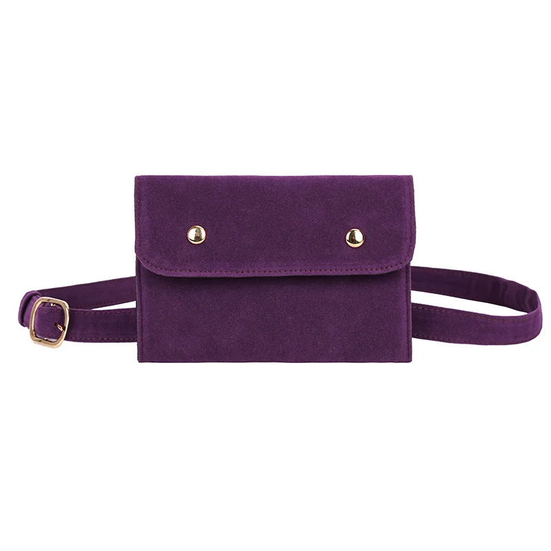 Stylish envelope bag for women featuring a secure closure and versatile design, perfect for carrying your essentials wit
