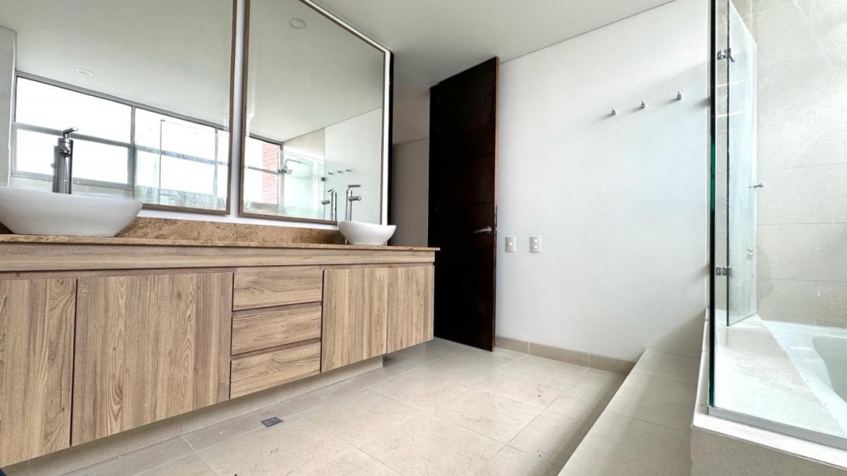 Apartamento para Arriendo en Poblado