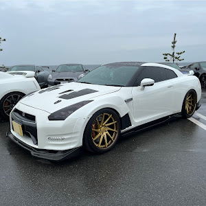 NISSAN GT-R R35