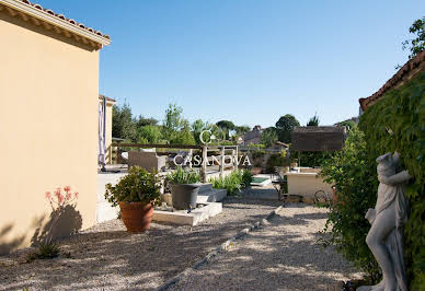 Villa with pool and terrace 5