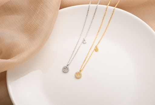 Title 5, S925 Silver Diamond Clover Element Round Neckla...