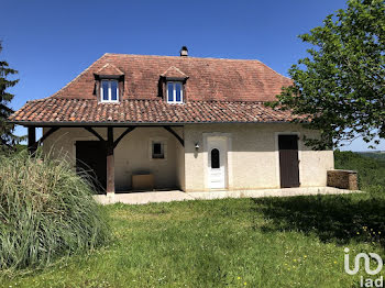 maison à Saint-Boès (64)