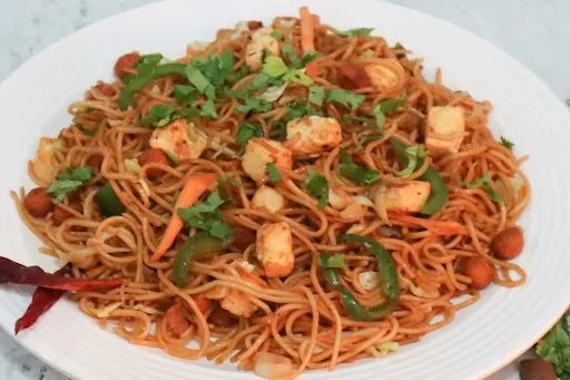 Veg Paneer Chowmein