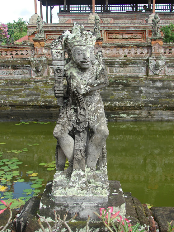 palais royal klungkung