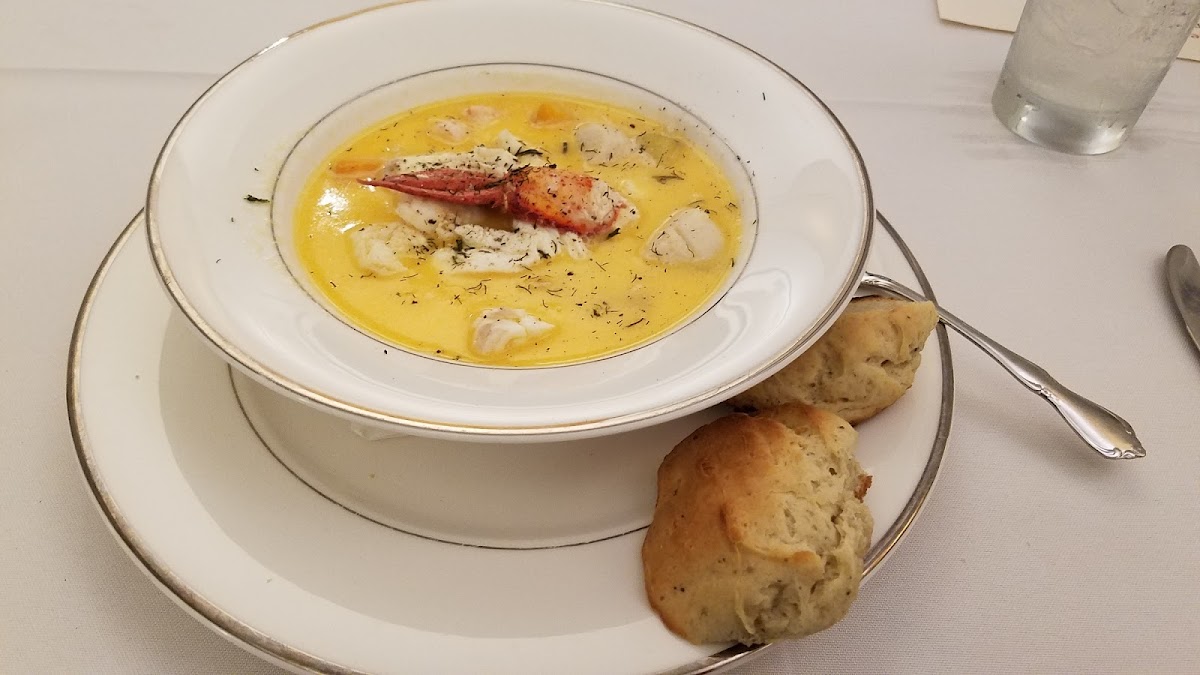 Seafood chowder and brioche