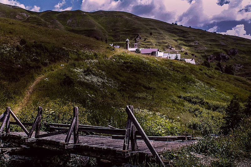 La via di casa di Ro51