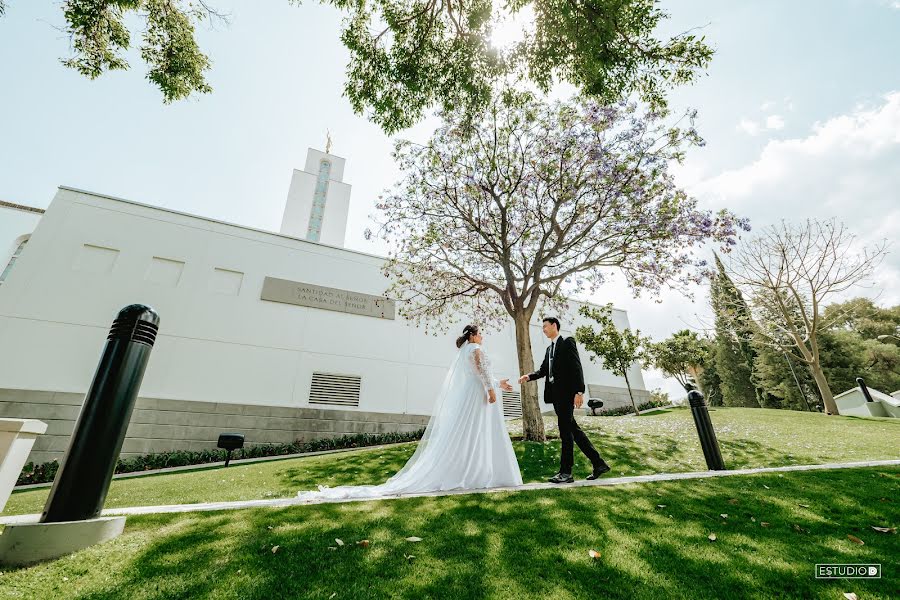 Photographe de mariage Daniel Meneses Davalos (estudiod). Photo du 3 avril 2023