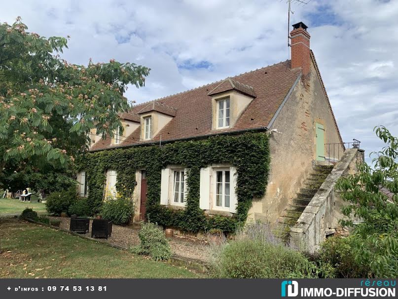 Vente maison 6 pièces 168 m² à Saint-Amand-Montrond (18200), 232 000 €
