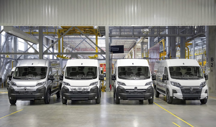 The group said on Monday its hydrogen fuel cell vans offered a range of up to 400 kilometres in their mid-sized version and of up to 500 kilometres for the large-sized one. Refuelling times amount to 4-5 minutes.