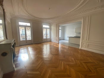 appartement à Paris 8ème (75)