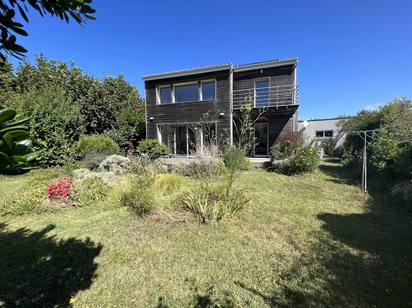 Vente maison 5 pièces 110 m² à Meschers-sur-Gironde (17132), 599 900 €