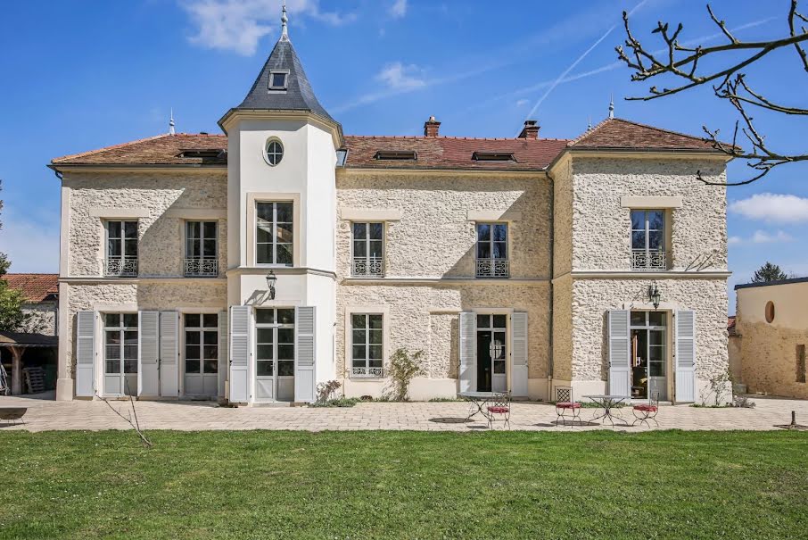 Vente propriété 11 pièces 340 m² à Rambouillet (78120), 1 750 000 €