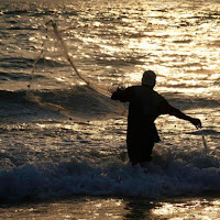 Pesca al tramonto di 