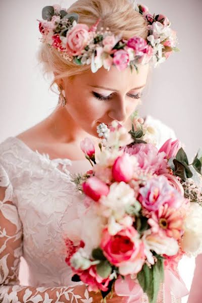 Wedding photographer Klaudia Rataj-Sopyłło (romantycznesluy). Photo of 25 February 2020