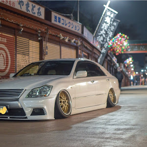 クラウンロイヤル GRS180
