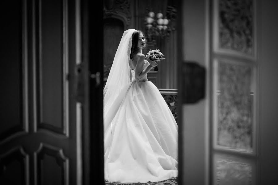 Fotógrafo de bodas Yuliya Ogarkova (jfoto). Foto del 15 de noviembre 2016