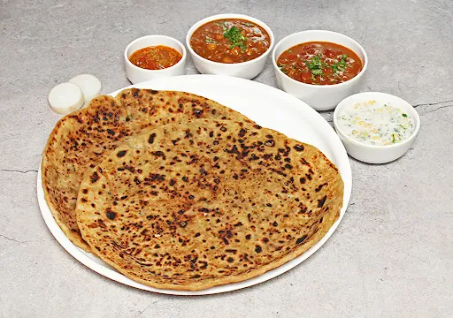 Paneer Paratha Thali