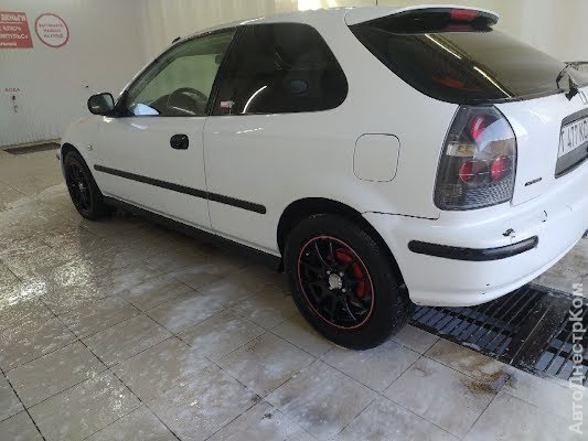 продам авто Honda Civic Civic Hatchback VI фото 3