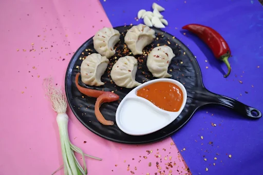 Veg Steamed Momos [9 Pieces]