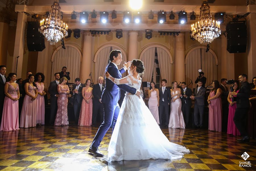 Fotografo di matrimoni Samuel Ramos (samuelramosfotog). Foto del 11 settembre 2019