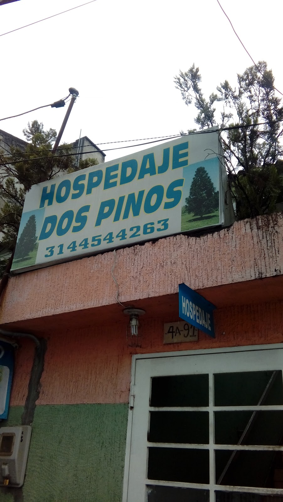 Hospedaje Dos Pinos