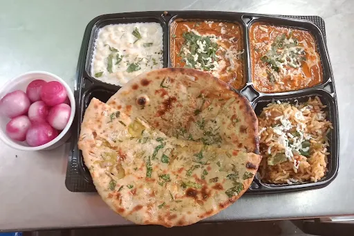 Aloo Paratha Thali