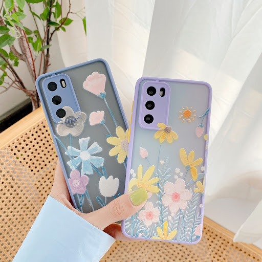 Title 7, Embossed flower phone case for stylish protecti...