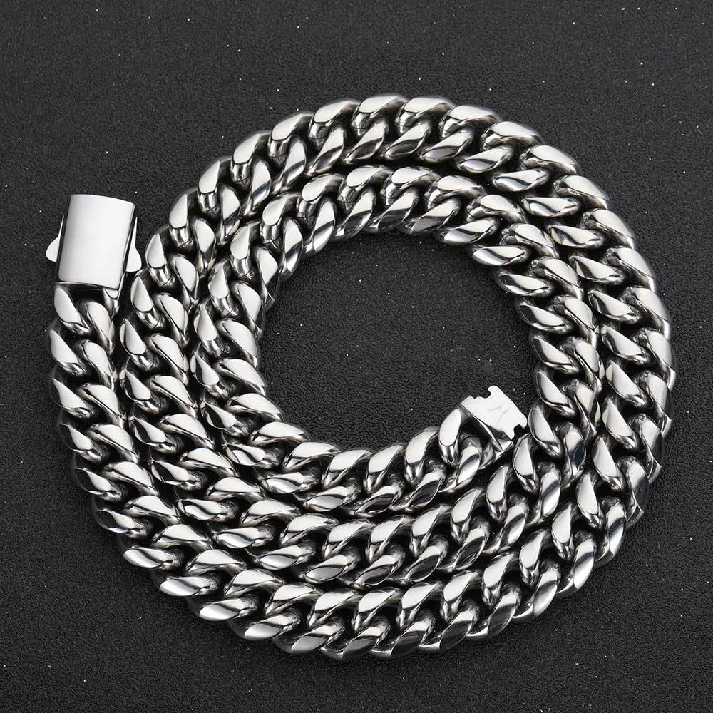 Title 4, Collar de acero de titanio encriptado con muell...