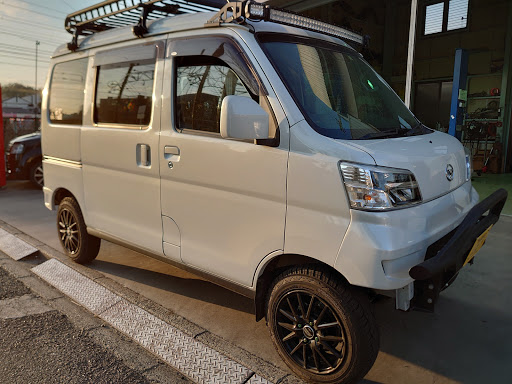 ハイゼットカーゴ の軽バンカスタム 軽バンリフトアップ ジオランダーｘ ａｔ ショックアブソーバー ショーワガレージに関するカスタム メンテナンスの投稿画像 車のカスタム情報はcartune