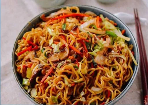 Chicken Schezwan Noodles