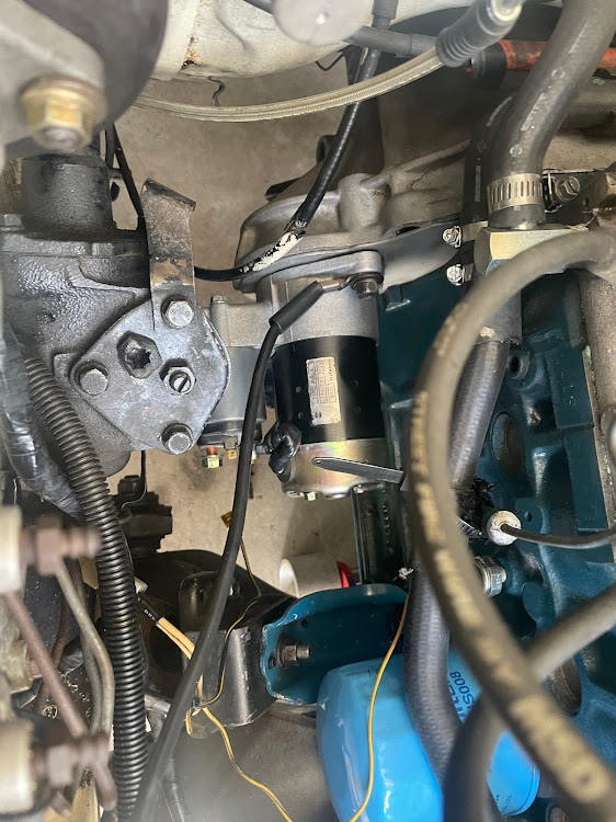 510の旧車はスポーツだ！・暑中お見舞い申し上げます・蘇る暗電流・諦めるのは簡単・維持と意地に関するカスタム事例の投稿画像4枚目