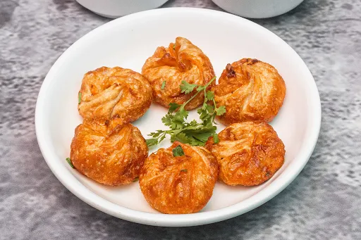 Mushroom Fried Momos [6 Pieces]