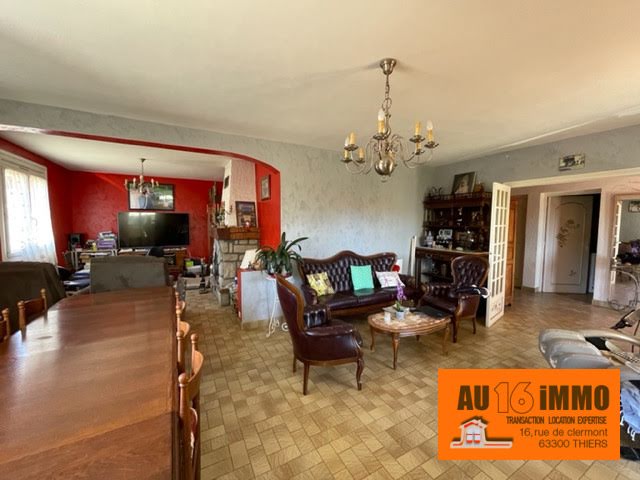 Vente maison 5 pièces 196 m² à Chabreloche (63250), 360 000 €