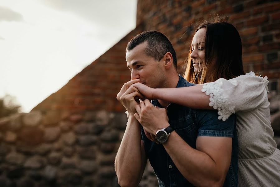 Fotografo di matrimoni Łukasz Wyszczelski (wyszczelski). Foto del 30 gennaio 2020