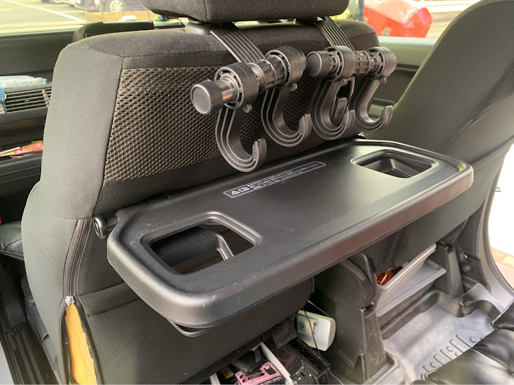 N-VANの#NVANS・#シートバックテーブル・NVANS・ＮBOXカスタムに関するカスタム事例の投稿画像1枚目