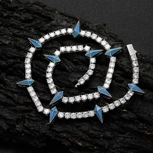 Title 18, Elektro-geplateerde RVS Cuban Link Ketting Jean...