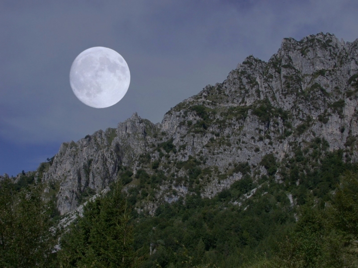 Illuminata dalla luna di abaco