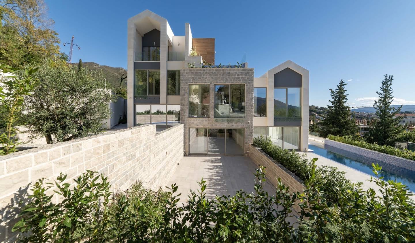 House with garden and terrace Tivat