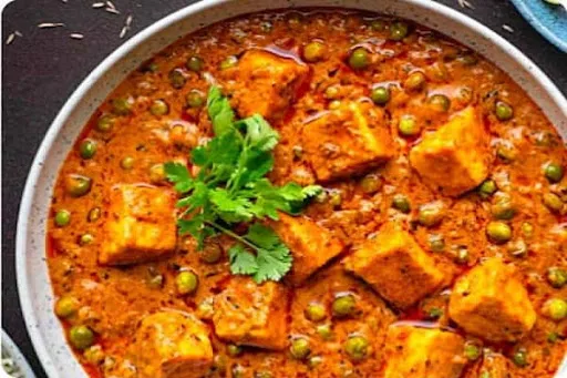 Matar Paneer