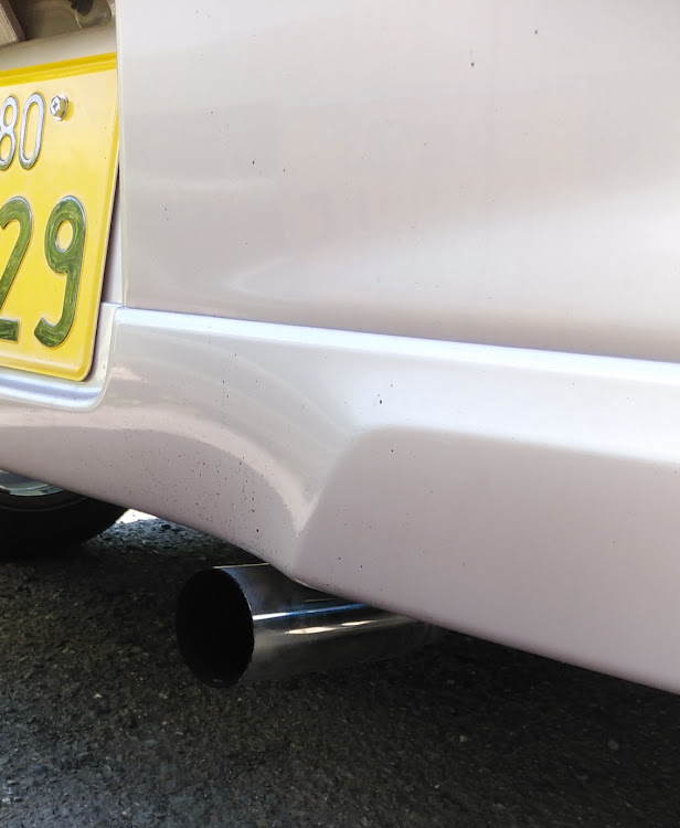 ヨシノブつかもと？(ローガン)さんが投稿したワゴンR・チームローガン・桜と愛車・正体を明かしますに関するカスタム事例の投稿画像2枚目