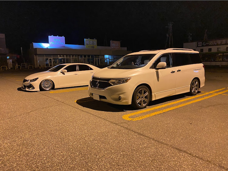 マークXの低いようで低くない丁度良い高さ・ドライブ・クエスト・エルグランド e52・コラボに関するカスタム事例の投稿画像4枚目