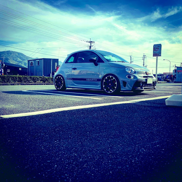 アバルト・595 （ハッチバック）のABARTH 595・アバルト595コンペティツィオーネ・ABARTH595competizione・通勤車・MYABAに関するカスタム事例の投稿画像1枚目