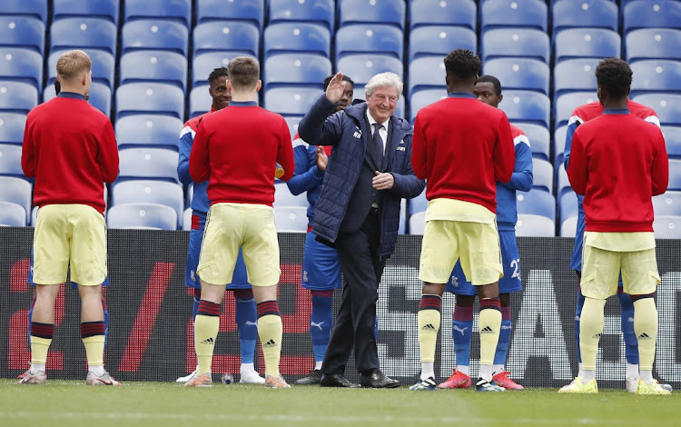 Crystal Palace manager Roy Hodgson receives a guard of honor before one of his last games before retirement.