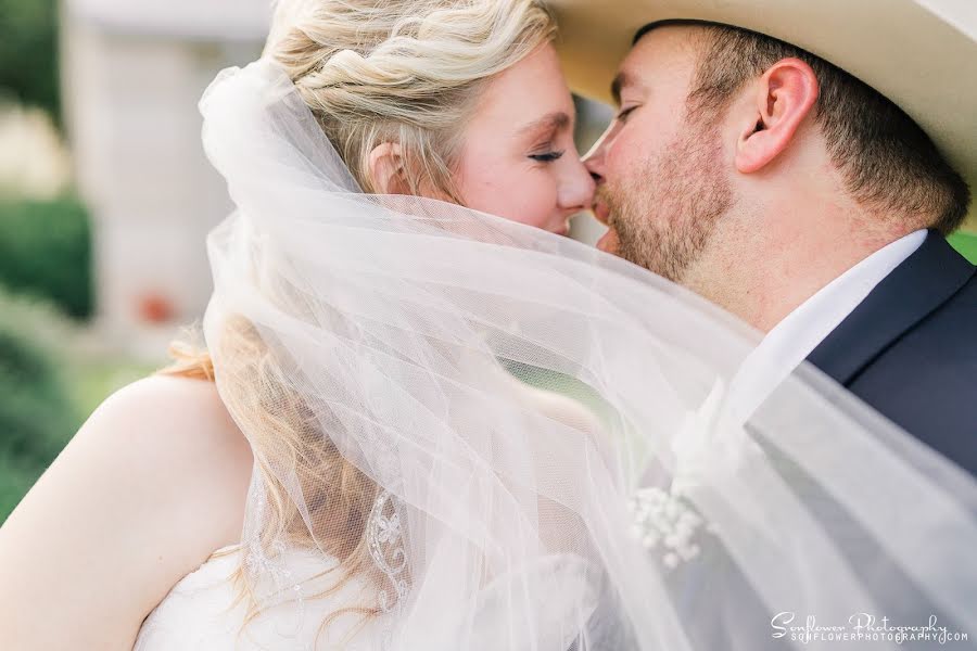 Fotografo di matrimoni Shannon (sonflowerphoto). Foto del 22 novembre 2019