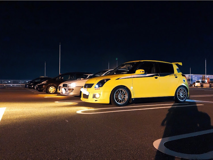 スイフトの車高調・TRUST GReddy・zc31s・スイフトスポーツ・車高調取り付けに関するカスタム事例の投稿画像2枚目