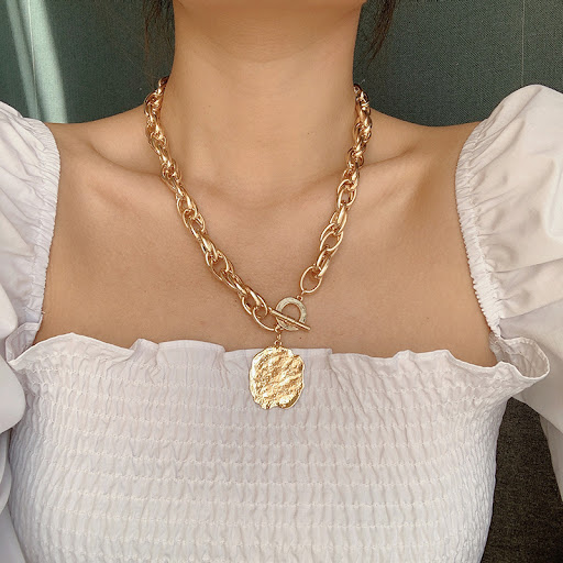 Title 4, Vintage matte frosted classical necklace